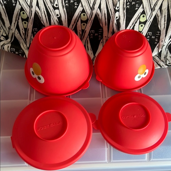 Red Elmo Storage Bowl set small and large - Picture 3 of 3